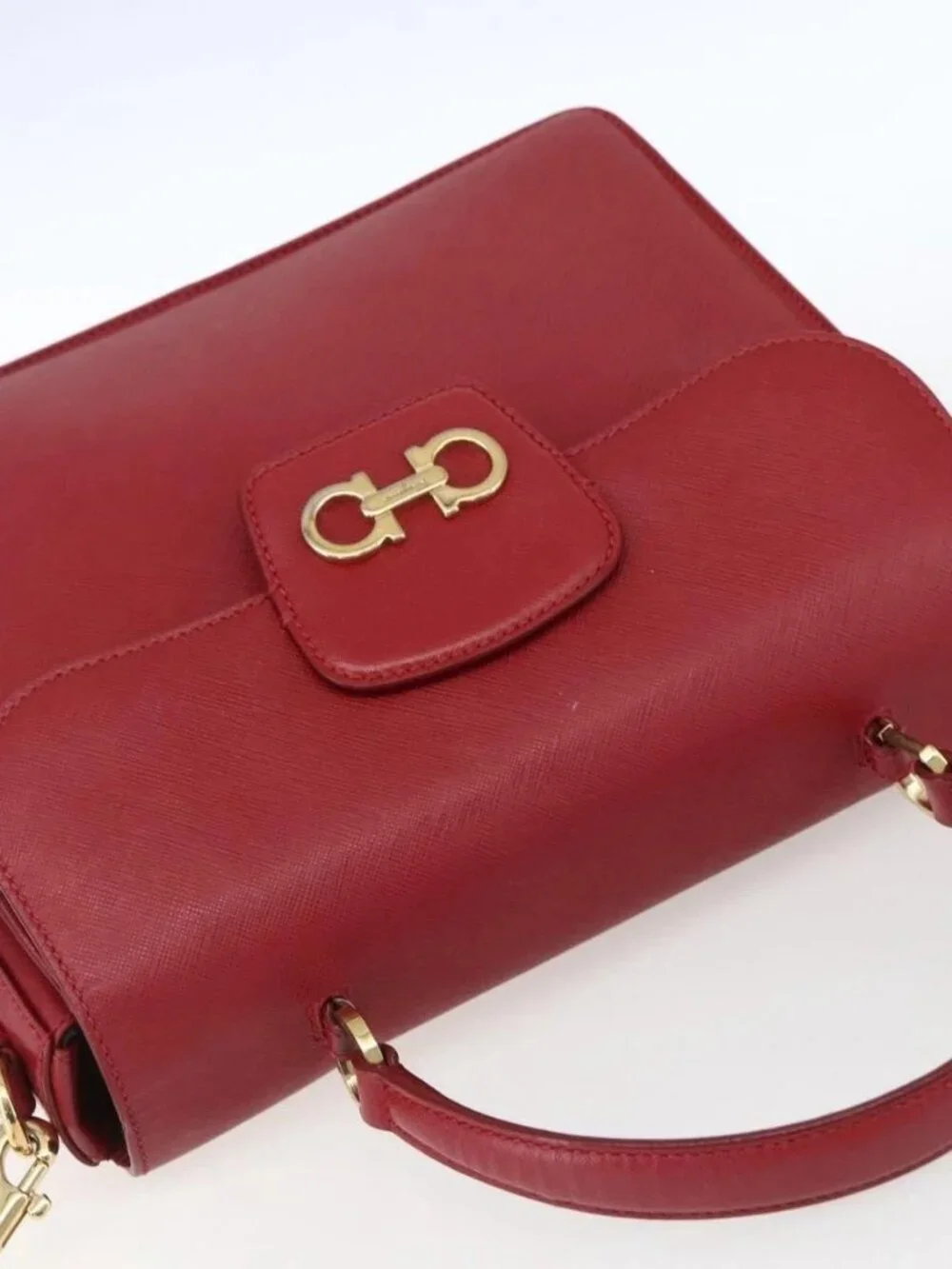 Salvatore Ferragamo Gancini Hand Bag Leather 2way Red Gold Auth 171837